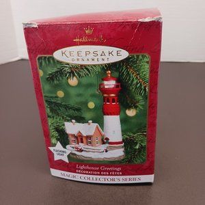 Hallmark Keepsake Ornament Lighthouse Greetings 2000 Working Flashing Light EUC